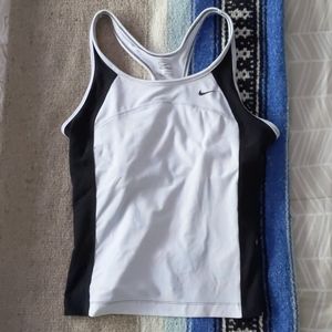 ANY OFFER ACCEPTED!!!  Nike Performance women’s racer back tank top